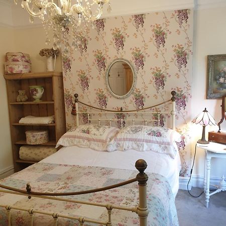 Private Room Near Roath Lake/Park كارديف المظهر الخارجي الصورة
