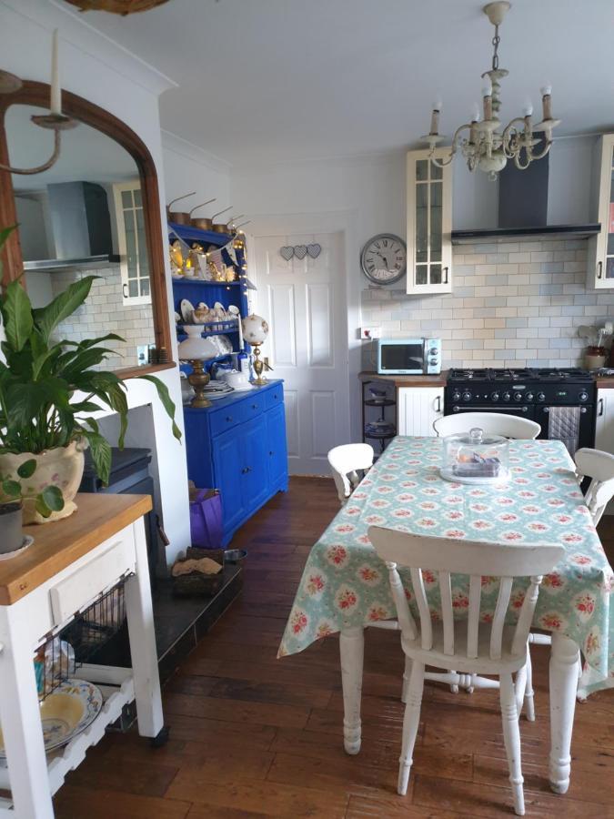 Private Room Near Roath Lake/Park كارديف المظهر الخارجي الصورة